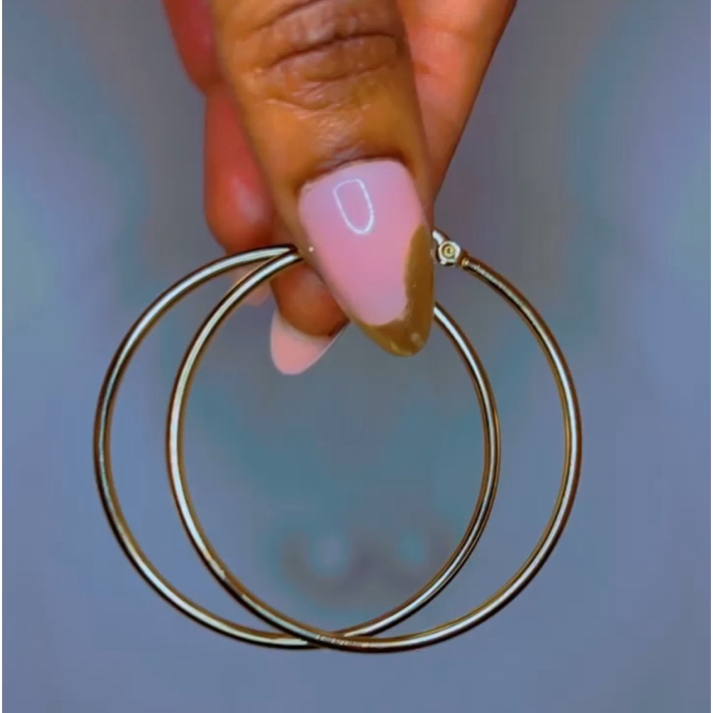 Elegant Simple Hoop Earrings
